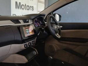 Renault Triber 1.0 Intens auto - Image 17