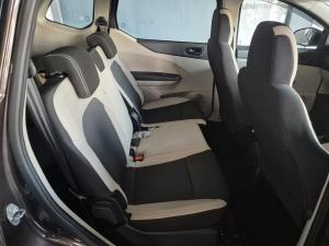 Renault Triber 1.0 Zen manual - Image 19