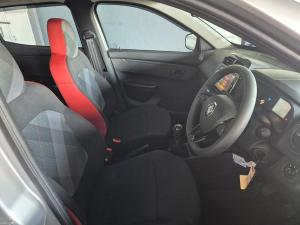 Renault Kwid 1.0 Zen - Image 15