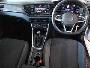 Volkswagen Polo hatch 1.0TSI Life manual - Image 18