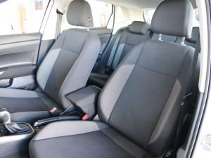 Volkswagen Polo hatch 1.0TSI Life manual - Image 20