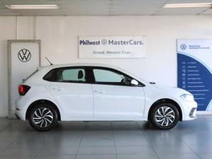 Volkswagen Polo hatch 1.0TSI Life manual - Image 6