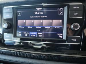 Volkswagen Polo hatch 1.0TSI Life manual - Image 9
