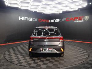 Hyundai Grand i10 1.0 Premium hatch - Image 5