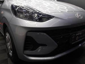 Hyundai Grand i10 1.0 Premium hatch - Image 6