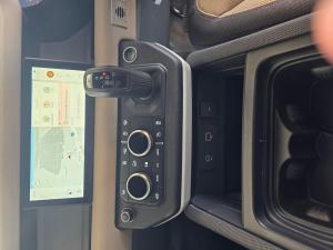 Land Rover Defender 90 D240 X-Dynamic SE - Image 11