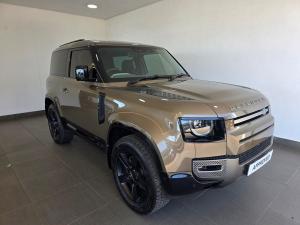 Land Rover Defender 90 D240 X-Dynamic SE - Image 2