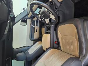 Land Rover Defender 90 D240 X-Dynamic SE - Image 5