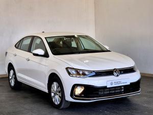 Volkswagen Polo sedan 1.6 Life manual - Image 2