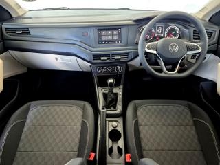 Volkswagen Polo sedan 1.6 auto