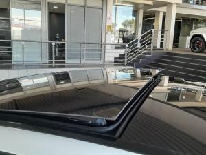 Mercedes-Benz C-Class C220d Avantgarde - Image 11