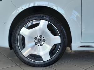 Mercedes-Benz V-Class V300d Exclusive - Image 3