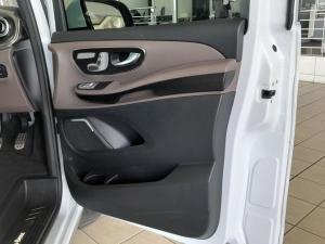 Mercedes-Benz V-Class V300d Exclusive - Image 8