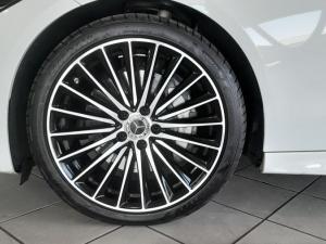 Mercedes-Benz C-Class C200 Avantgarde - Image 3