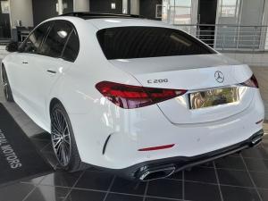 Mercedes-Benz C-Class C200 Avantgarde - Image 5
