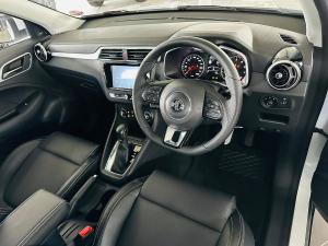 MG ZS 1.5 Luxury - Image 3