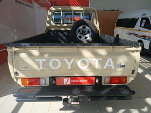 Toyota Land Cruiser 79 4.0 V6 single cab - Image 5