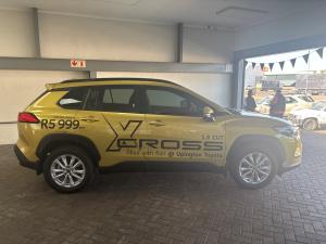 Toyota Corolla Cross 1.8 XS - Image 4