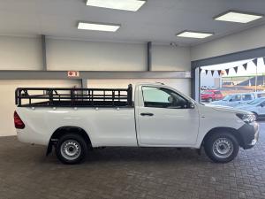 Toyota Hilux 2.0 single cab S (aircon) - Image 3
