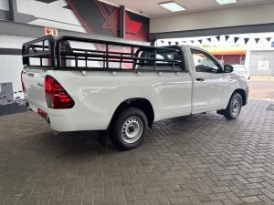 Toyota Hilux 2.0 single cab S (aircon) - Image 4
