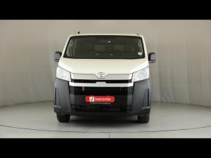 Toyota Quantum 2.8 LWB crew cab - Image 5