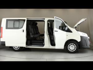 Toyota Quantum 2.8 LWB crew cab - Image 17