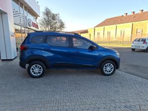 Renault Triber 1.0 Zen manual - Image 3