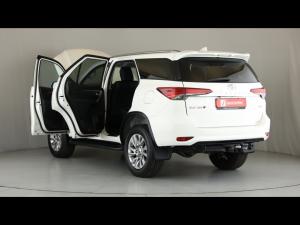 Toyota Fortuner 2.8GD-6 4x4 - Image 10