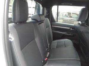Toyota Hilux 2.8GD-6 double cab Legend auto - Image 9