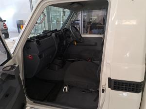 Toyota Land Cruiser 79 4.5D-4D V8 single cab LX - Image 7
