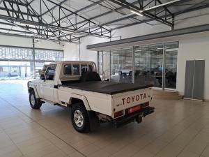 Toyota Land Cruiser 79 4.5D-4D V8 single cab LX - Image 9