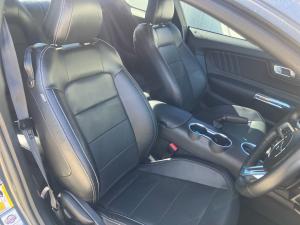 Ford Mustang 5.0 GT fastback - Image 10
