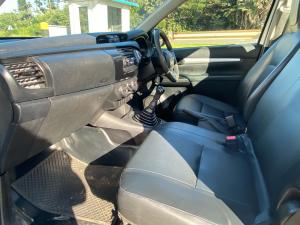 Toyota Hilux 2.4GD single cab S (aircon) - Image 7