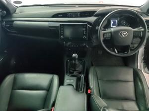 Toyota Hilux 2.8GD-6 double cab Legend manual - Image 6
