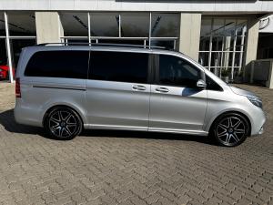 Mercedes-Benz V-Class V300d Avantgarde AMG Line - Image 4