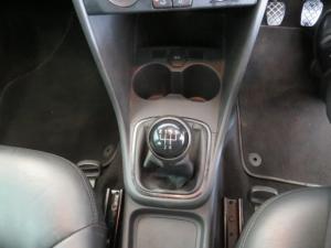 Volkswagen Polo Vivo 1.4 Trendline - Image 13