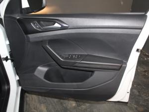 Volkswagen T-CROSS 1.0 TSI Comfortline DSG - Image 15