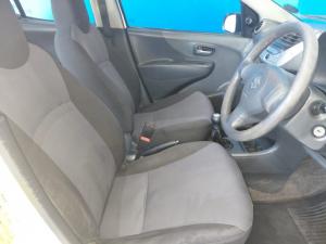 Suzuki Alto 1.0 GLX - Image 12