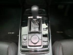 Mazda CX-30 2.0 Carbon Edition - Image 10