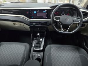 Volkswagen Polo sedan 1.0TSI Life - Image 13