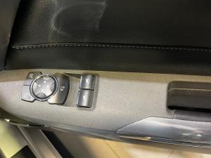 Ford Mustang 5.0 GT fastback - Image 11