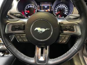 Ford Mustang 5.0 GT fastback - Image 13