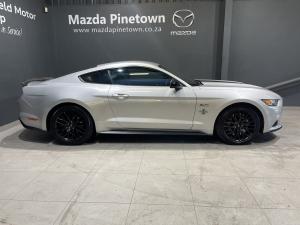 Ford Mustang 5.0 GT fastback - Image 3