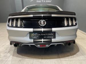 Ford Mustang 5.0 GT fastback - Image 9