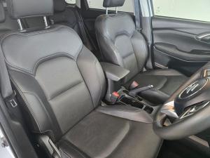 Suzuki Grand Vitara 1.5 GLX auto - Image 9
