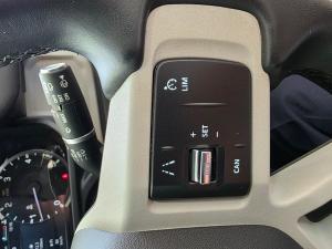 Land Rover Defender 110 D300 X-Dynamic SE - Image 15