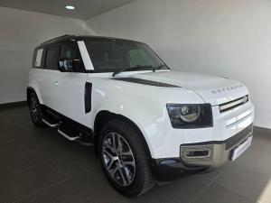 Land Rover Defender 110 D300 X-Dynamic SE - Image 2