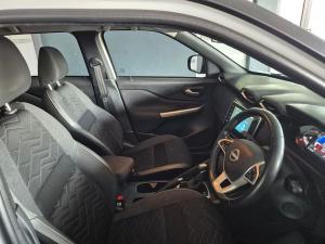 Nissan Magnite 1.0 Turbo Acenta Plus auto - Image 19