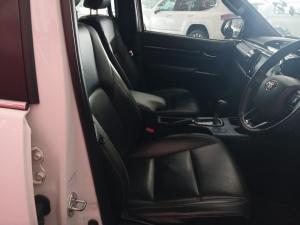 Toyota Hilux 2.8GD-6 double cab Legend 50 auto - Image 11