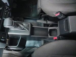 Toyota Land Cruiser 79 2.8GD-6 double cab - Image 14